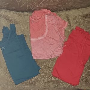 2 for $10 Bundle Motherhood Maternity shirts